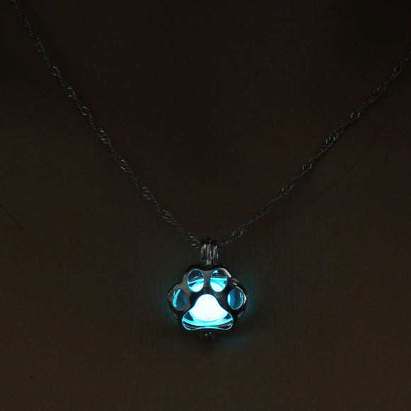 Glow In The Dark Paw Necklace Giveaway